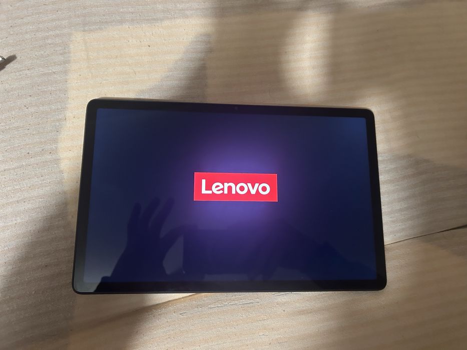 Tablet Lenovo Tab P11 128 GB TB350FU - bardzo ladny + rysik