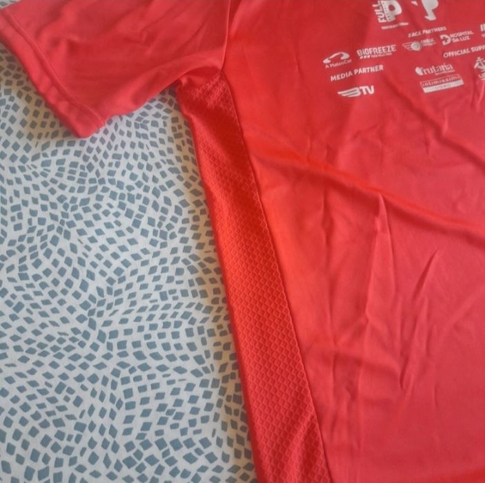 T-shirt e saco "corrida do Benfica"