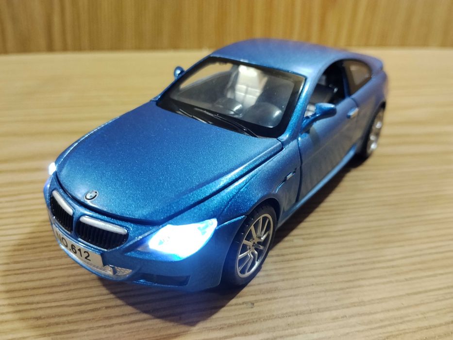 Модель BMW M6 Coupe 1:32 Автоэксперт Металл свет звук инерция Беха БМВ