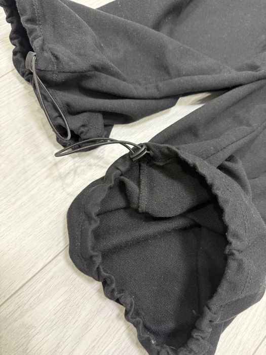 Спортивні штани широкі на утяжках чорні парашути baggy sweatpants нові