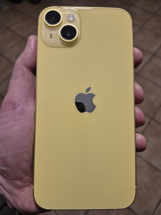 Продам свій IPhone 14 Plus на 256 Gb Neverlock.