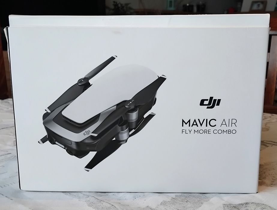 Dron DJI MAVIC AIR Fly more combo
