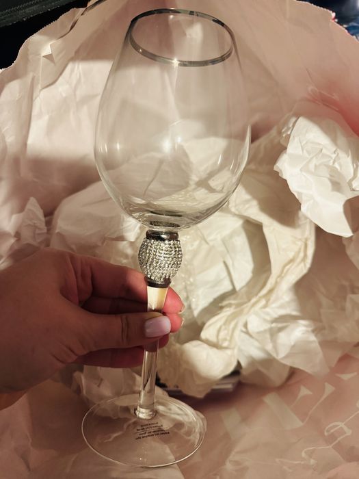 Zestaw nowych pięknych kieliszkow i wysokich szklanek home & you