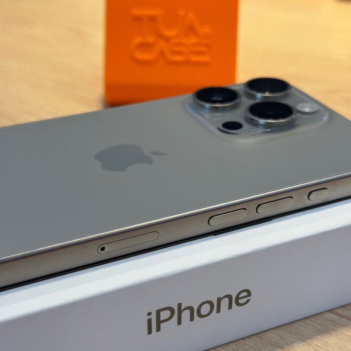 iPhone 15 pro max 256 gb