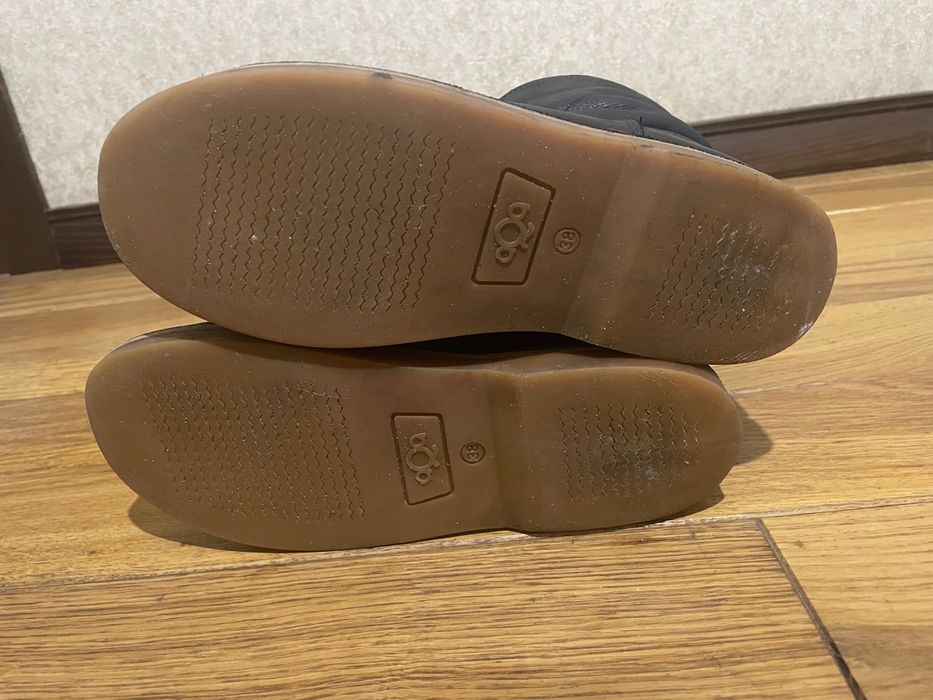 Женские ботинки угги Ecco из натурального нубука