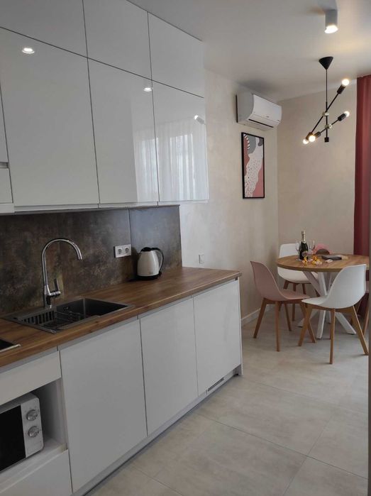 Подобова оренда  квартира . Червоної калини,56 Сихів,Авалон,Навроцьког