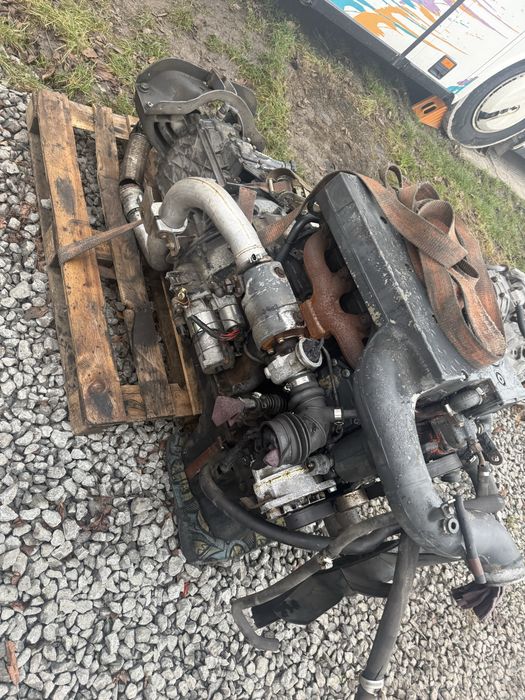 Двигун OM 904 LA 11/1 Mercedes