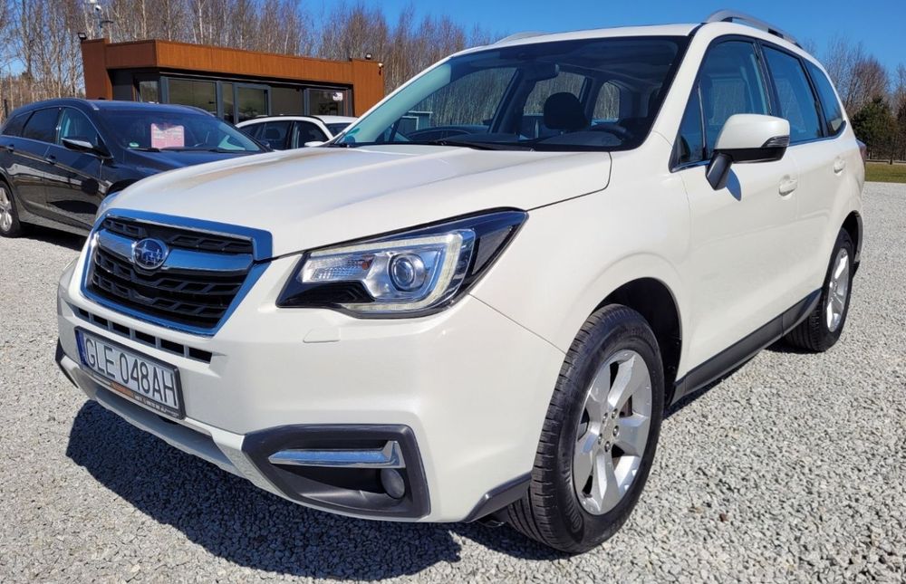 Subaru Forester Perłowy lak 4x4 - Kamera - Tempomat - Hak - Raty / Zamiana / Gwarancja