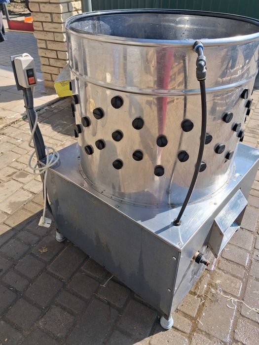 Перосьемная машина для курей и уток