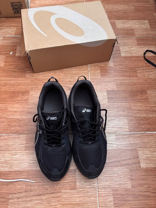 Tenis praticamente novos da ASICS