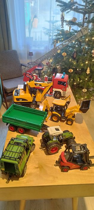 Kolekcja 7  pojazdów bruder