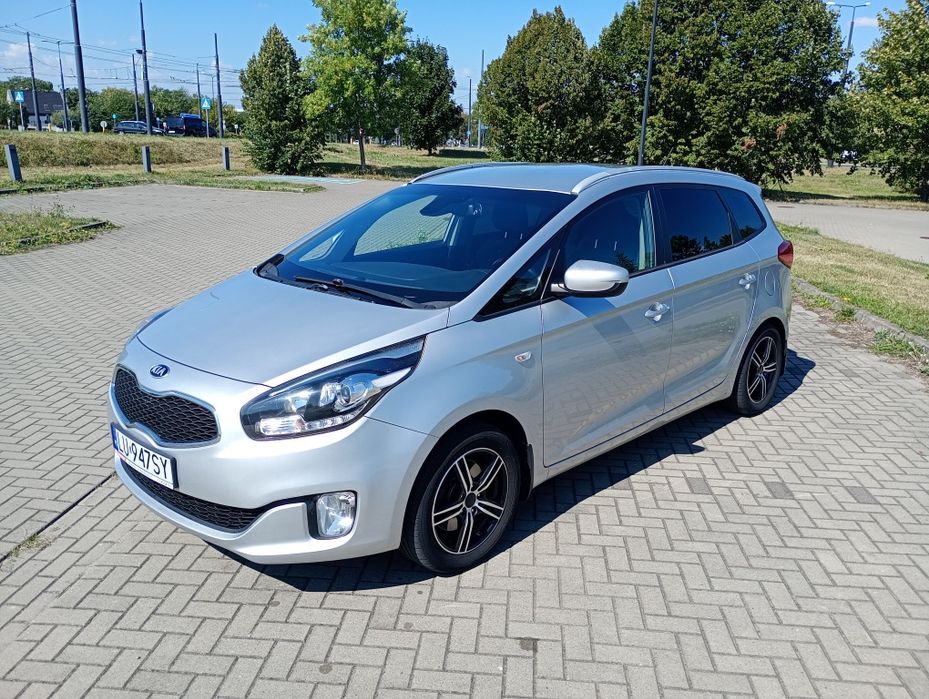 Kia Carens