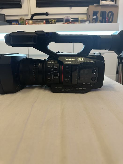 Kamera Panasonic HC x2e + 2x Sony SF-G Tough v90