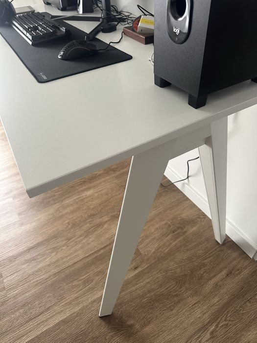 Mesa Branca Moderna