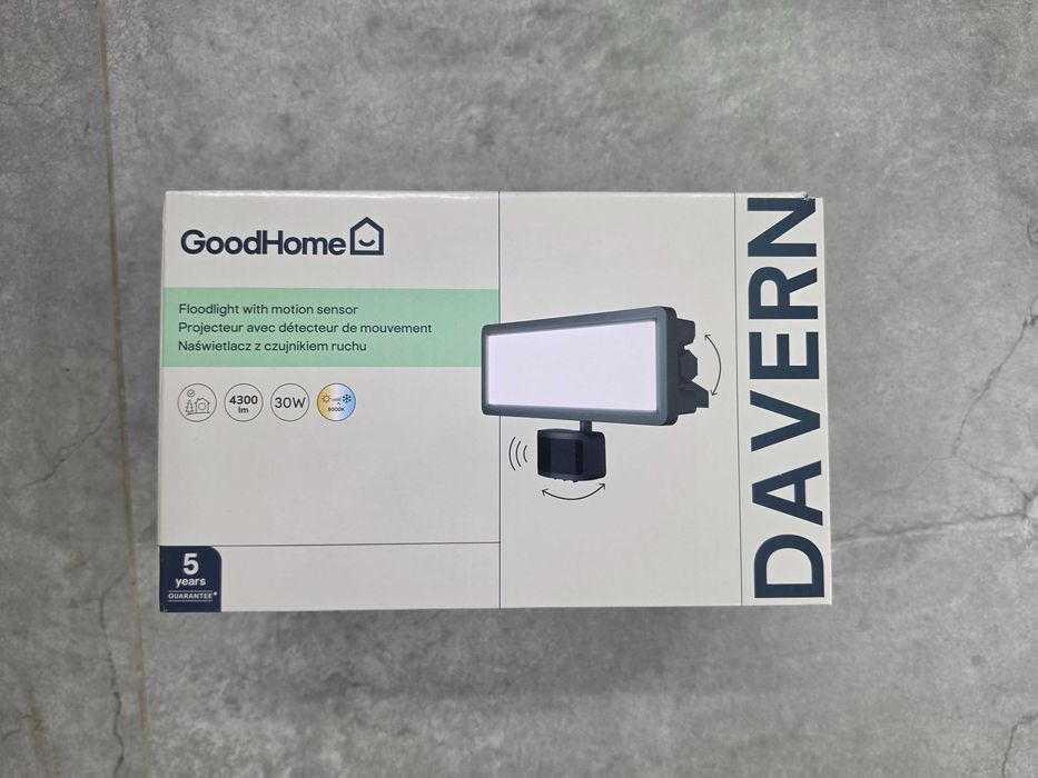 Nowy Naświetlacz GoodHome Davern 30 W 4300 Im 5000 K z czujnikiem ruchu czarny halogen