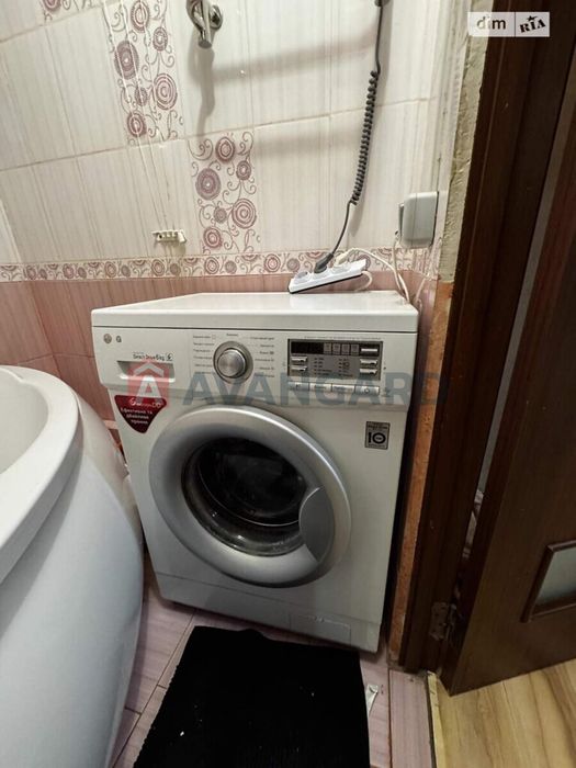 Продам 3шку В центрі Пісків! Ваучер ТАК!