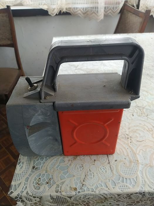 Фонарь прожектор