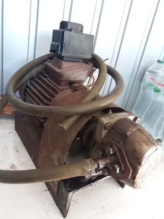 Продам насос СССР.