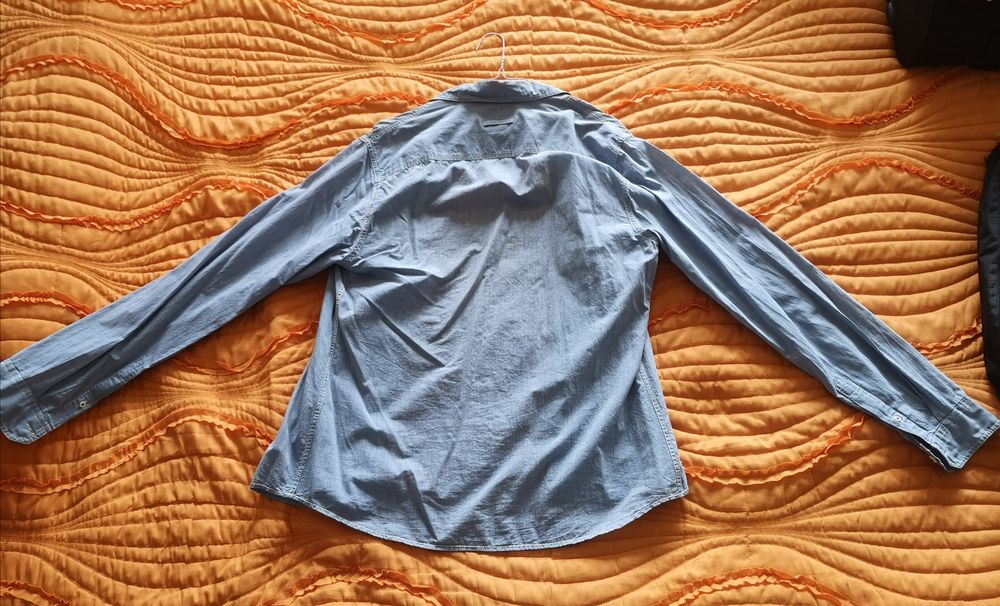 Men's shirt, size L, used64737772647937120