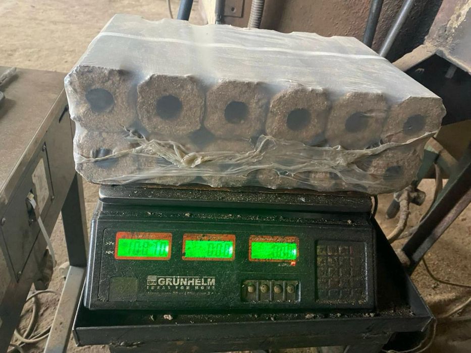 Паливні брикети Pini Kay