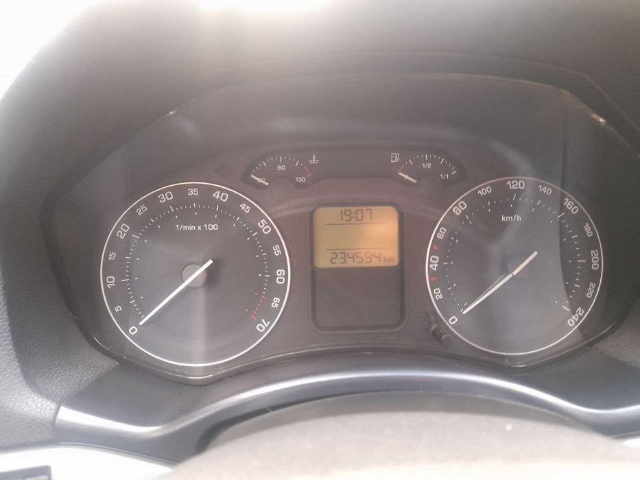 Skoda Octavia A5 1.6 MPI 6MT