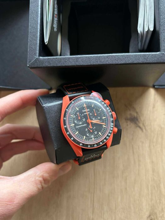 Omega Swatch Bioceramic Moonswatch Mission On Earth Lava Nowy