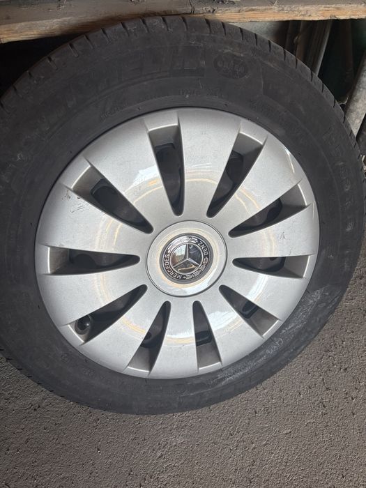 Conjunto de jantes mercedes tamanho 15