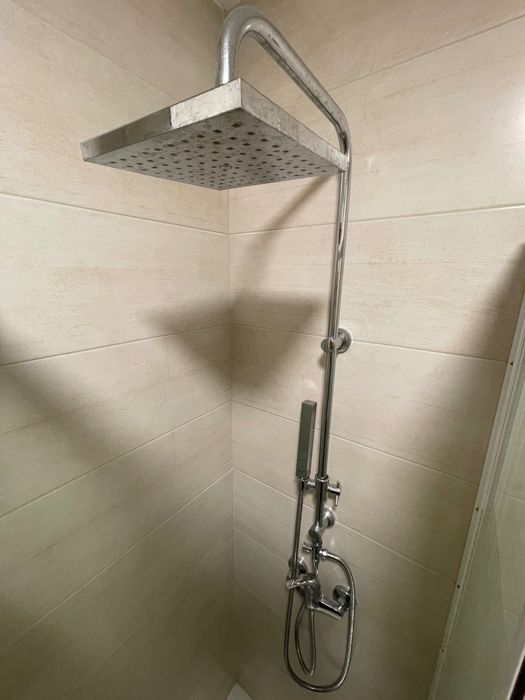 Coluna de Duche com Torneira