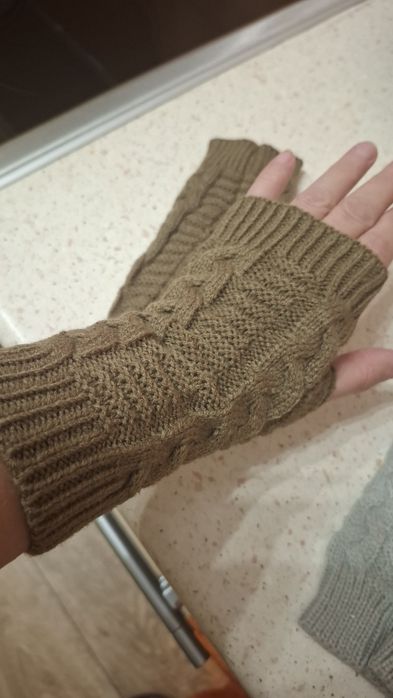 Rękawiczki damskie mitenki.