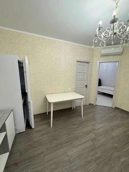 Продам 2 комн.квартиру с ремонтом в новом ЖК на Сахарова. Программы