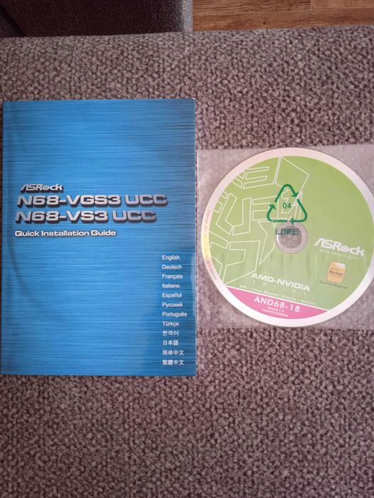 CD диски оригинальные установочные для компьютера.