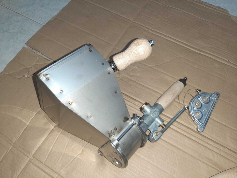 Ferramenta rebocar paredes teto profissional TIGRE lanca tectos reboco