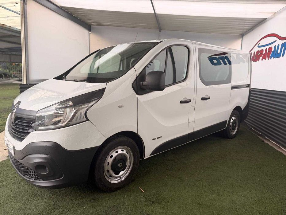 Renault Trafic 6 Lugares NACIONAL