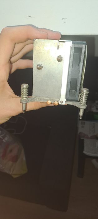 Ventoinha de arrefecimento a placa mãe