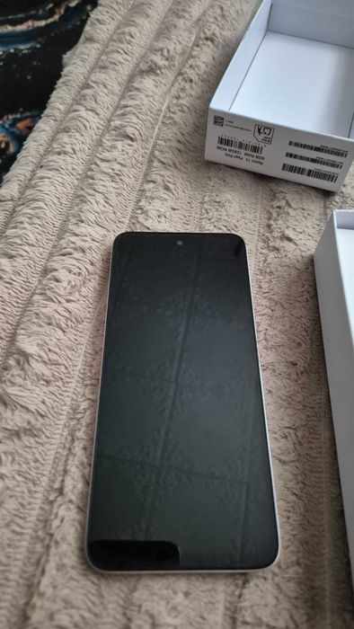 Продам Redmi 13 в ідеальному стані
