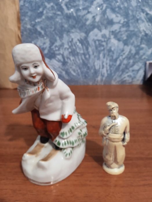 Продам советские винтажные изделия.