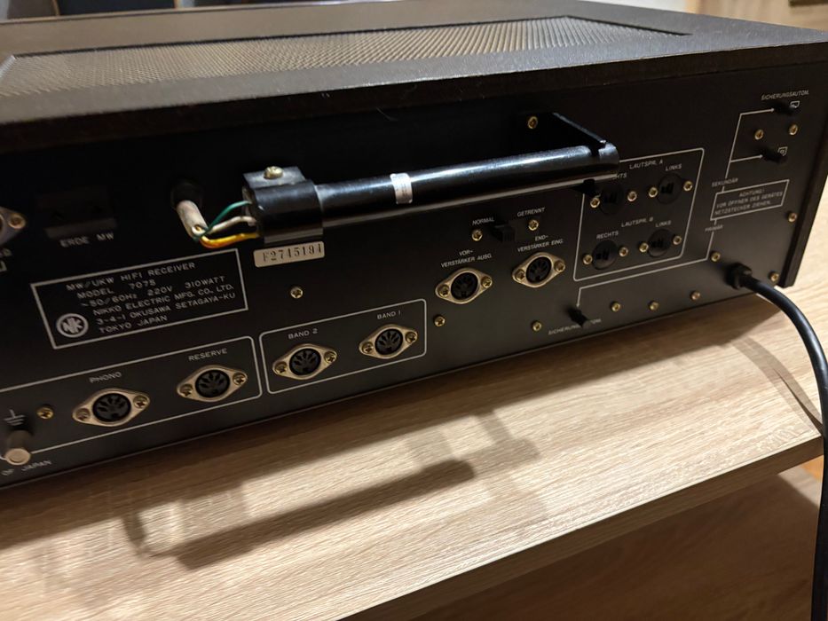 Amplituner NIKKO 7075 na rynek Niemiecki.