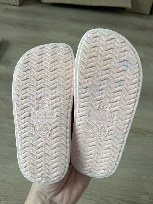 Klapki różowe 26-27