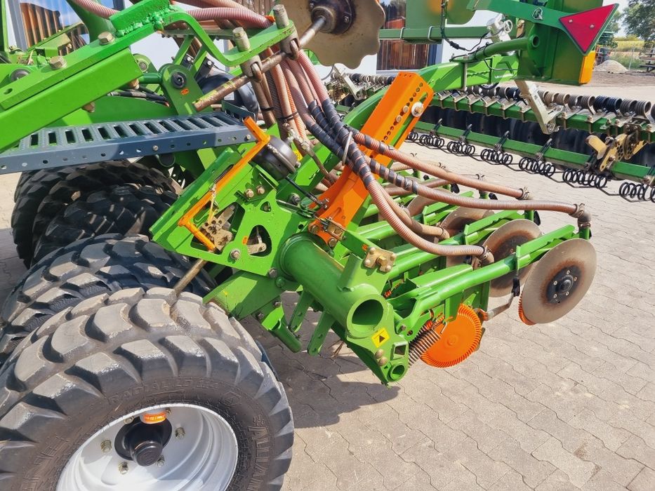 Agregat bezorkowy uprawowo-siewny AMAZONE CIRRUS 3003 Compact 2014r.