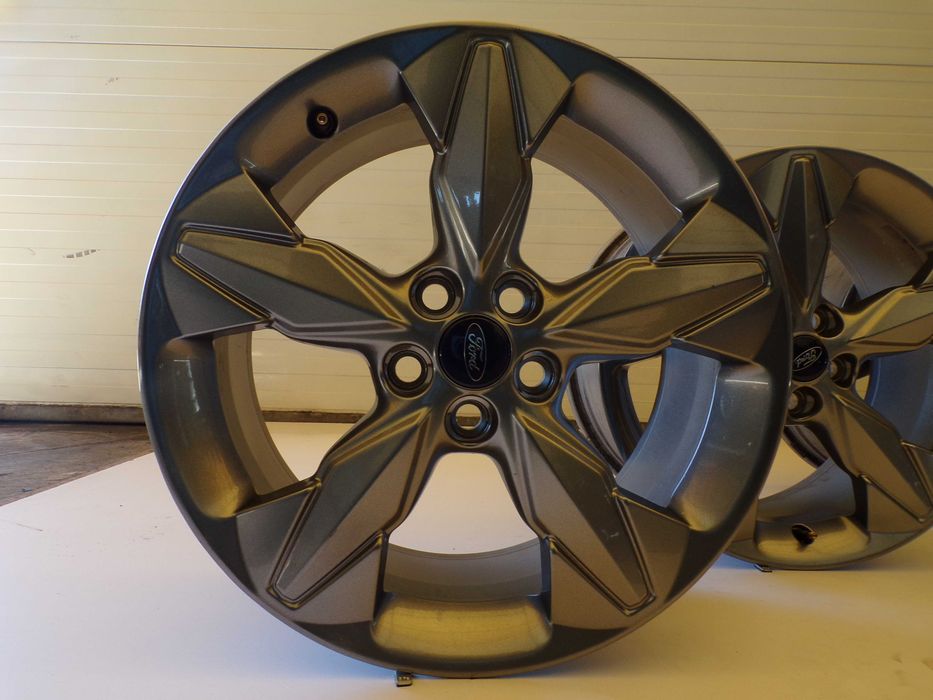 felgi aluminiowe FORD FOCUS MONDEO KUGA S-MAX C-MAX  18 8J ET55 5x108x63,3 ładne