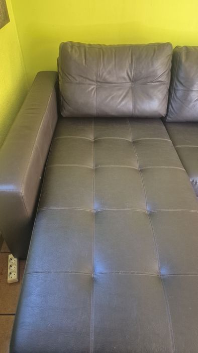 Sofá com chaise longue
