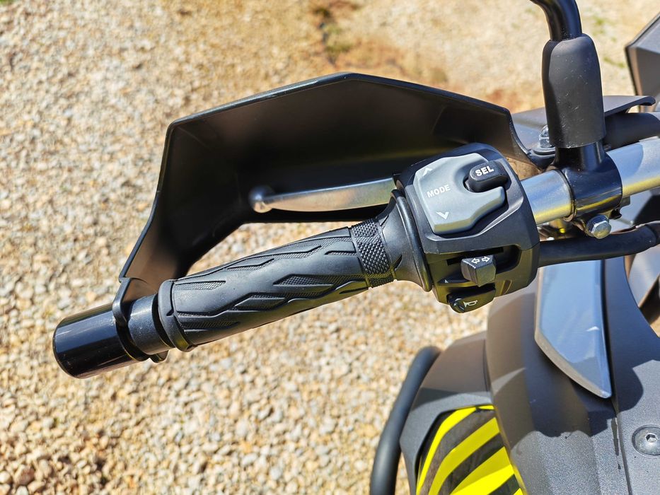 Suzuki V-storm 650 Xt