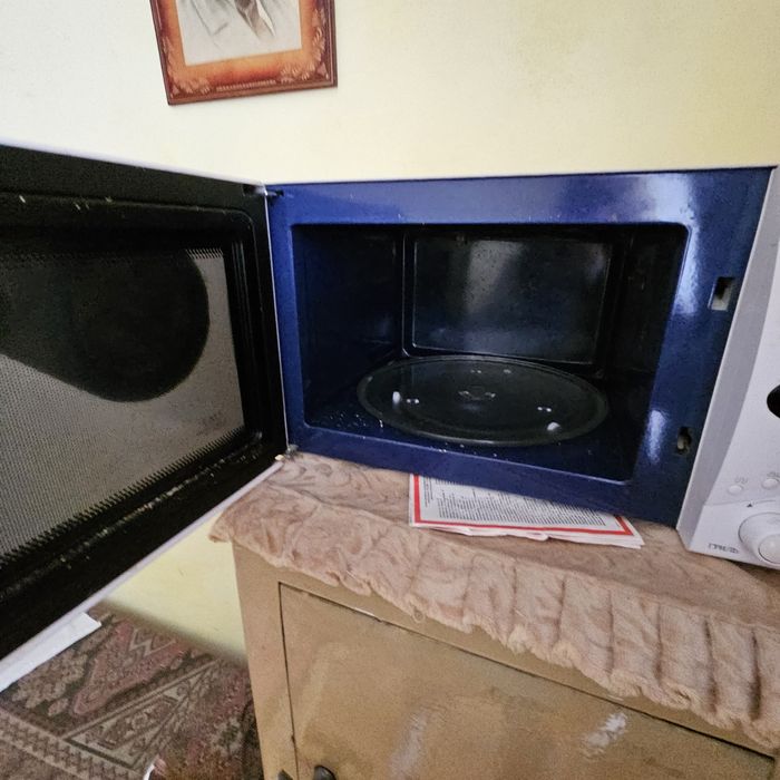 Мікрохвильова піч Самсунг