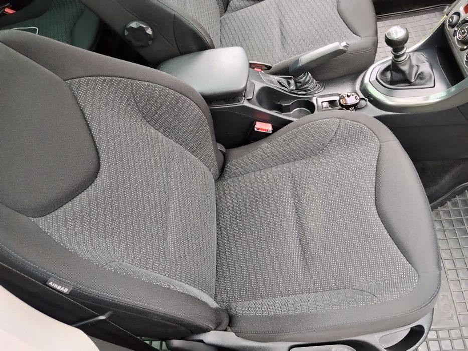 Peugeot  308 sw spot.