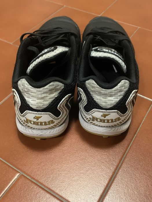 Chuteiras Joma para relva sintética