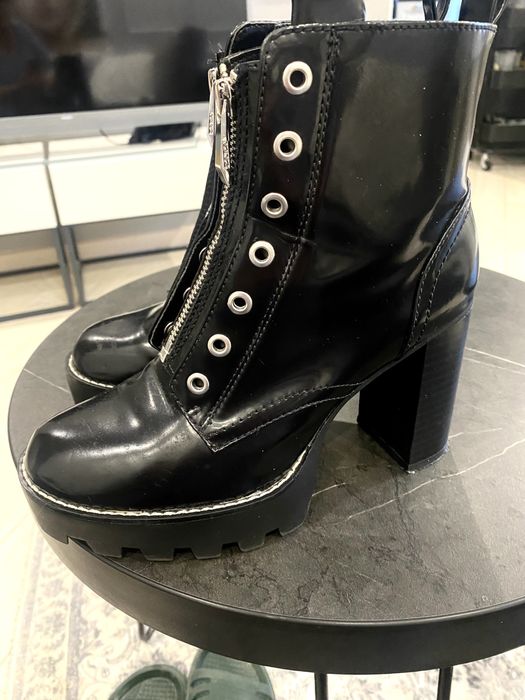 Продам ботильоны . Zara