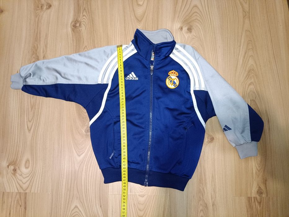 Дитяча спортивна кофта Real Madrid.