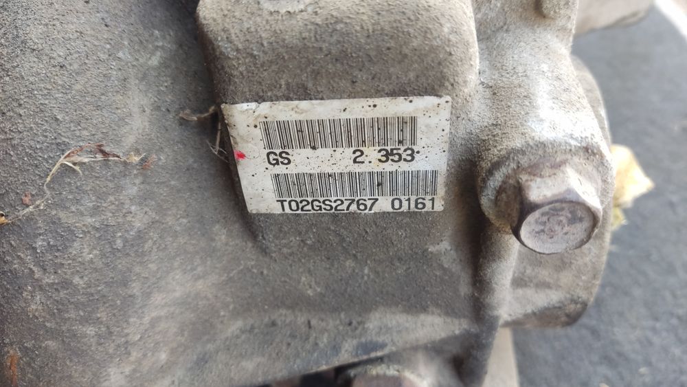Most tylny Mitsubishi Outlander II 2.0 DiD 2.353