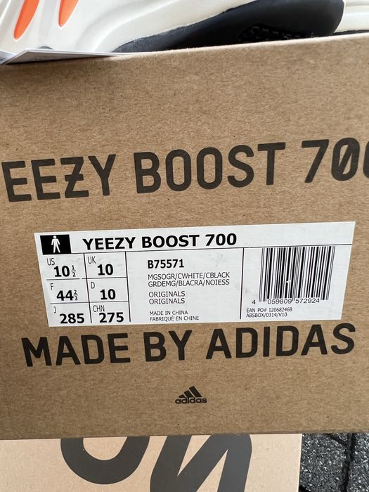 Adidas Yeezy Boost 700 V1 Wave Runner OG sneakersy niskie 44 2/3