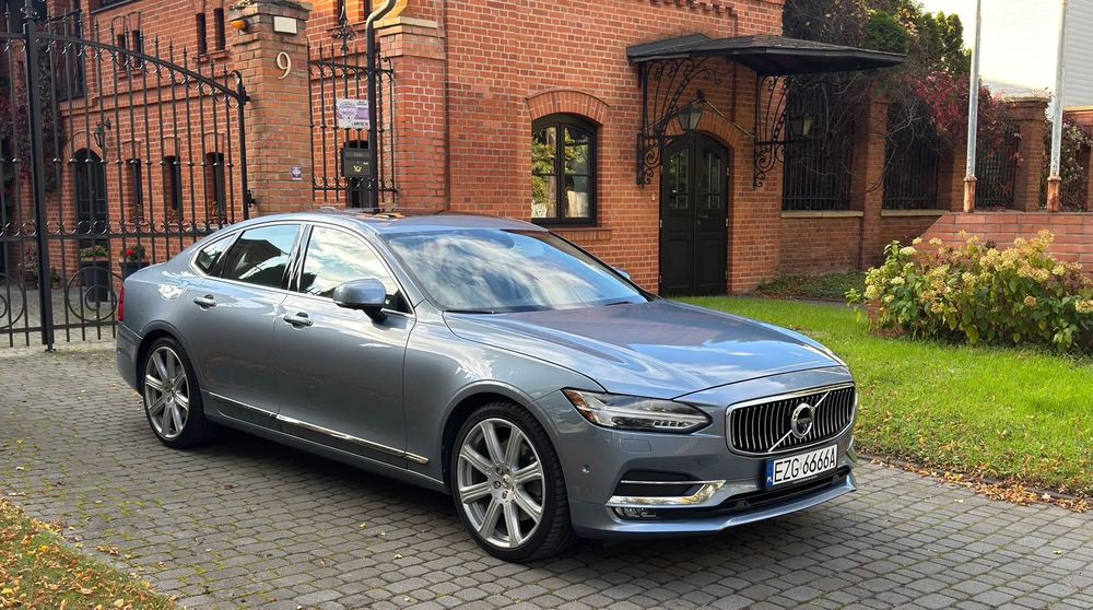 Volvo S90